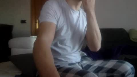 Snapshot of ardiendo36 chatting on February 7, 8:33 am ardiendo36 online show from February 7, 8:33 am