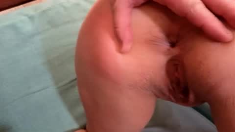 Areola Sky online show from February 12, 2:50 am