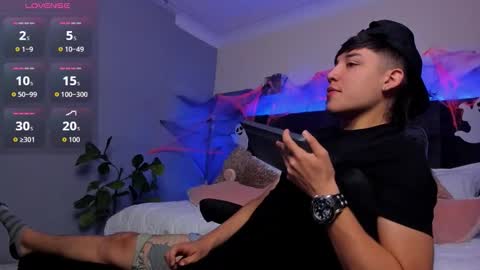 Ares online show from October 9, 2:15 pm