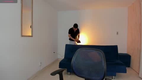 Snapshot of ares_johnsonn chatting on September 29, 11:37 am Ares online show from September 29, 11:37 am