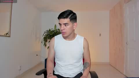 Snapshot of ares_johnsonn chatting on October 7, 11:40 am Ares online show from October 7, 11:40 am