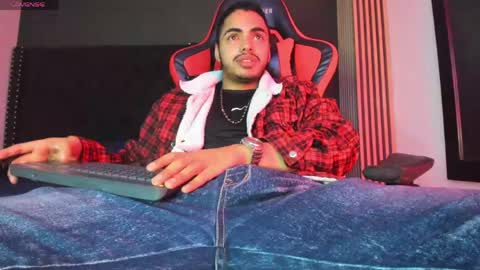 ares_pain_ online show from May 12, 4:09 am