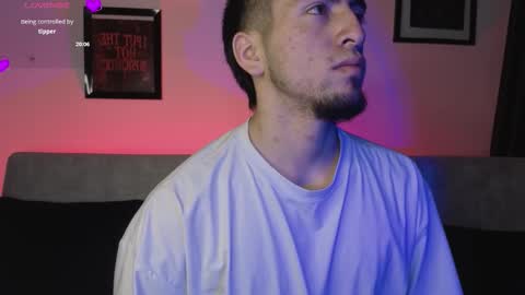 Mateo online show from January 8, 3:36 pm