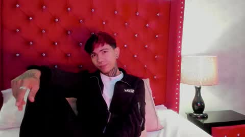 AresPaxton online show from March 19, 8:51 am