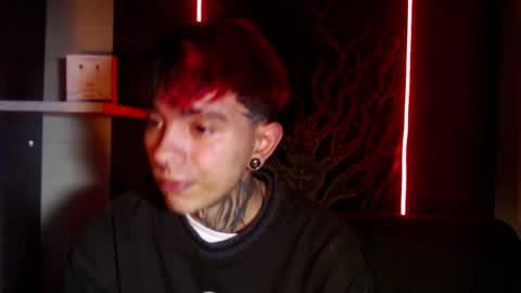 AresPaxton online show from April 2, 5:49 am