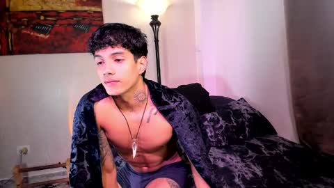 aress444 online show from February 5, 9:41 pm