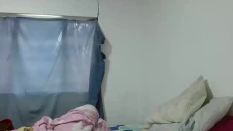 Snapshot of aress__adameck chatting on December 19, 3:08 pm aress adameck online show from December 19, 3:08 pm