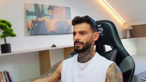 Snapshot of aressteel chatting on September 22, 5:42 am Ares Steel online show from September 22, 5:42 am