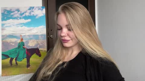 Amelia online show from December 3, 8:12 am