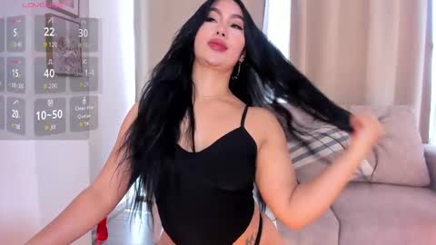 Ari online show from November 14, 2:38 pm