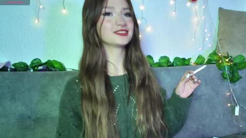 Snapshot of ari_kat666 chatting on December 23, 6:22 am ari online show from December 23, 6:22 am