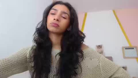 aria_0 online show from March 21, 3:04 pm