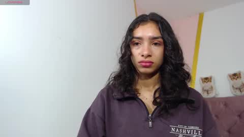 aria_0 online show from April 1, 1:41 pm