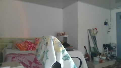 aria_andradee online show from October 2, 1:12 am