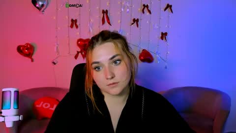aria_blaze_ online show from May 19, 8:53 am