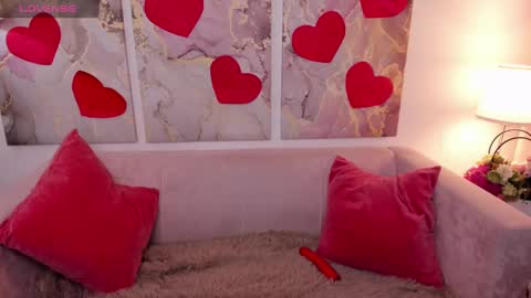 Snapshot of aria_blisss chatting on February 28, 4:43 am aria_blisss online show from February 28, 4:43 am