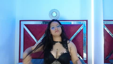 Snapshot of aria_cloud69 chatting on October 27, 4:55 pm aRIA online show from October 27, 4:55 pm