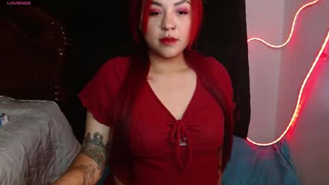 Snapshot of aria_dark994 chatting on September 23, 2:47 am sammi online show from September 23, 2:47 am