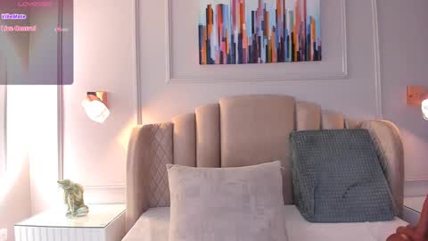 Snapshot of aria_greco chatting on February 28, 6:32 am Aria online show from February 28, 6:32 am