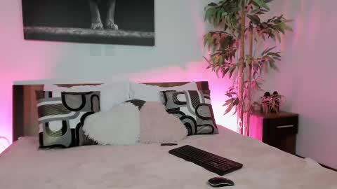 aria lush online show from February 2, 5:55 pm