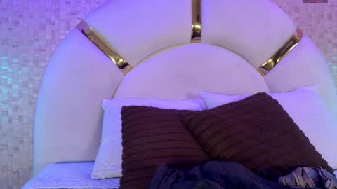 aria_sm online show from November 21, 7:12 pm