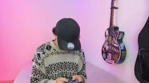 Aria and Orien online show from February 16, 5:09 pm