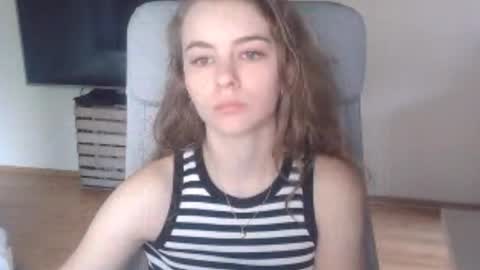 AriaCreazy online show from June 1, 6:26 am