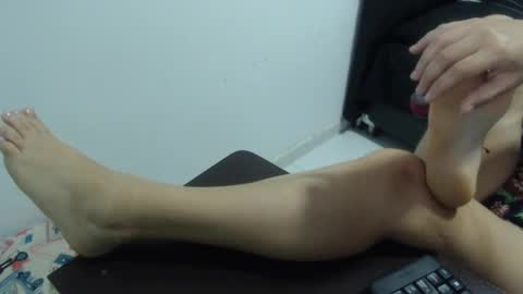 Snapshot of ariadna_6 chatting on December 9, 5:19 pm ...Ariana... online show from December 9, 5:19 pm