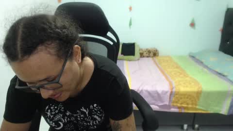 Snapshot of ariadna_6 chatting on January 17, 4:15 pm ...Ariana... online show from January 17, 4:15 pm