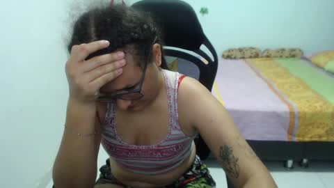 Snapshot of ariadna_6 chatting on March 7, 6:33 pm ...Ariana... online show from March 7, 6:33 pm