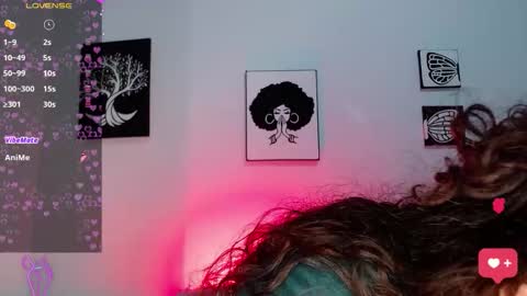 Snapshot of ariadna_tr chatting on March 13, 12:39 am Ari online show from March 13, 12:39 am