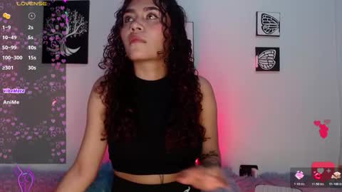 Snapshot of ariadna_tr chatting on March 17, 11:19 pm Ari online show from March 17, 11:19 pm