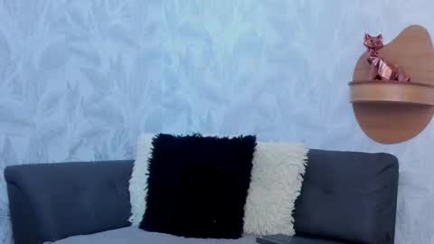 ariadnaa_brown1 online show from May 12, 2:58 pm