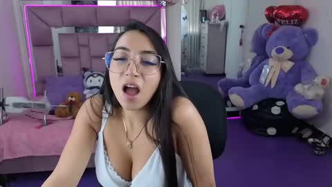 Snapshot of ariadnacappelletty_ chatting on October 13, 5:24 pm ariadnacappelletty online show from October 13, 5:24 pm