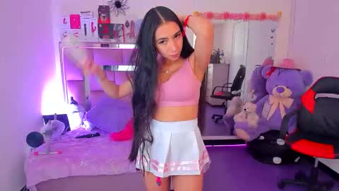 ariadnacappelletty online show from May 6, 4:01 pm