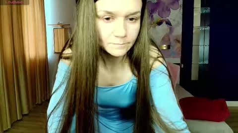 Snapshot of ariagrays chatting on February 21, 8:15 am AriaGray online show from February 21, 8:15 am