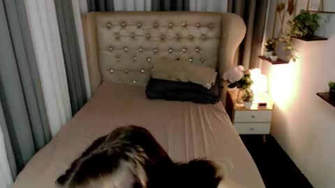 Snapshot of ariahooper chatting on March 4, 8:31 am Christine JorgensenChristmas wish breasts implants online show from March 4, 8:31 am