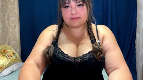 arialadas online show from July 23, 7:34 pm