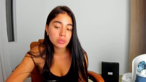 Aria Montgomery online show from April 23, 3:08 am