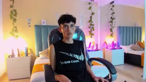 ariana_cri_x online show from June 24, 12:37 pm