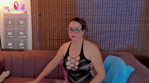 Ariana Cruz online show from November 18, 12:42 pm