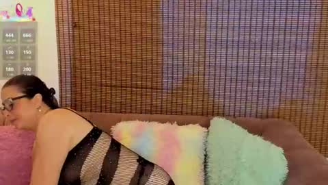 Ariana Cruz online show from May 16, 12:37 pm
