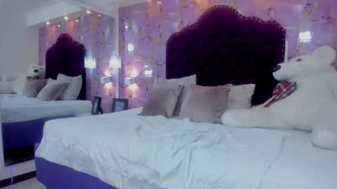 Snapshot of ariana_dak chatting on July 31, 8:25 am AitanaDak online show from July 31, 8:25 am