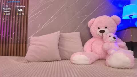 Ariana online show from February 12, 12:22 pm