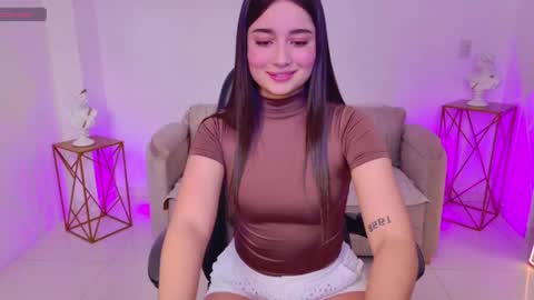 Snapshot of ariana_monroe01 chatting on April 21, 3:28 pm Ariana online show from April 21, 3:28 pm