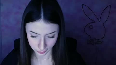 Snapshot of ariana_muur chatting on December 23, 6:44 am Ariana online show from December 23, 6:44 am