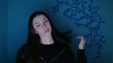 Snapshot of ariana_muur chatting on January 19, 12:31 pm Ariana online show from January 19, 12:31 pm