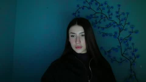 Snapshot of ariana_muur chatting on February 6, 7:12 am Ariana online show from February 6, 7:12 am