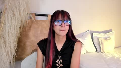 Snapshot of ariana_rosse__ chatting on December 28, 12:45 pm Ariana online show from December 28, 12:45 pm