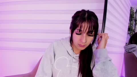 Snapshot of ariana_rosse__ chatting on January 13, 10:35 pm Ariana online show from January 13, 10:35 pm